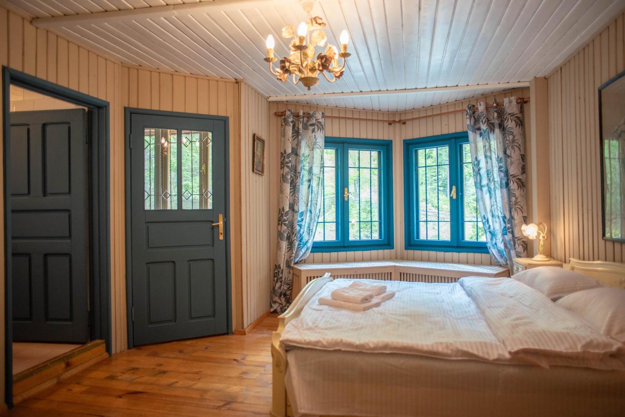 Villa Sara In Sinaia Near Peles & Gondola 外观 照片